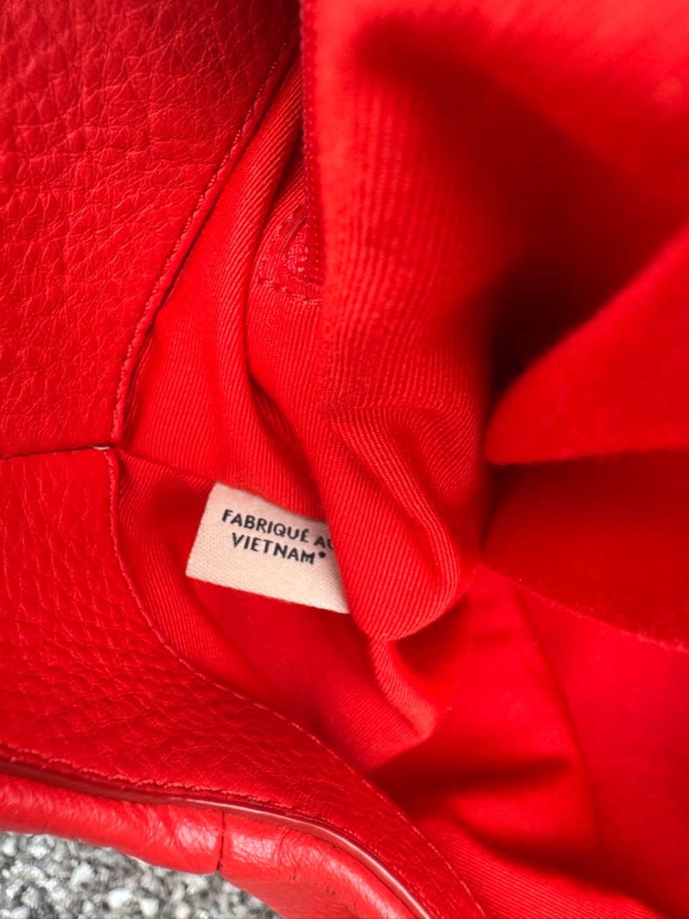 Coach Edie 31 Pebbled Leather Shoulder Bag Red Hobo Gold Hardware - Picture 14 of 16